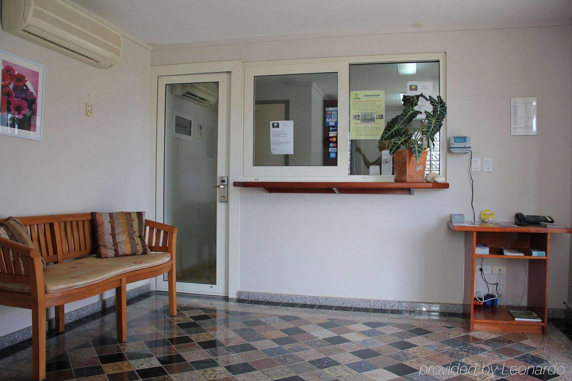 Bonaire Seaside Apartments Beltér fotó